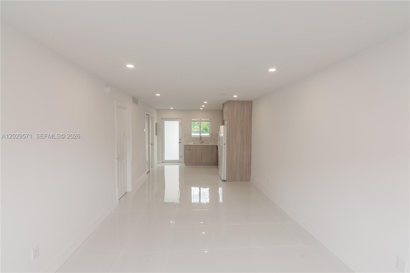 ENCLAVE SHORES CONDO · #6 in North Miami Beach - Photo 8