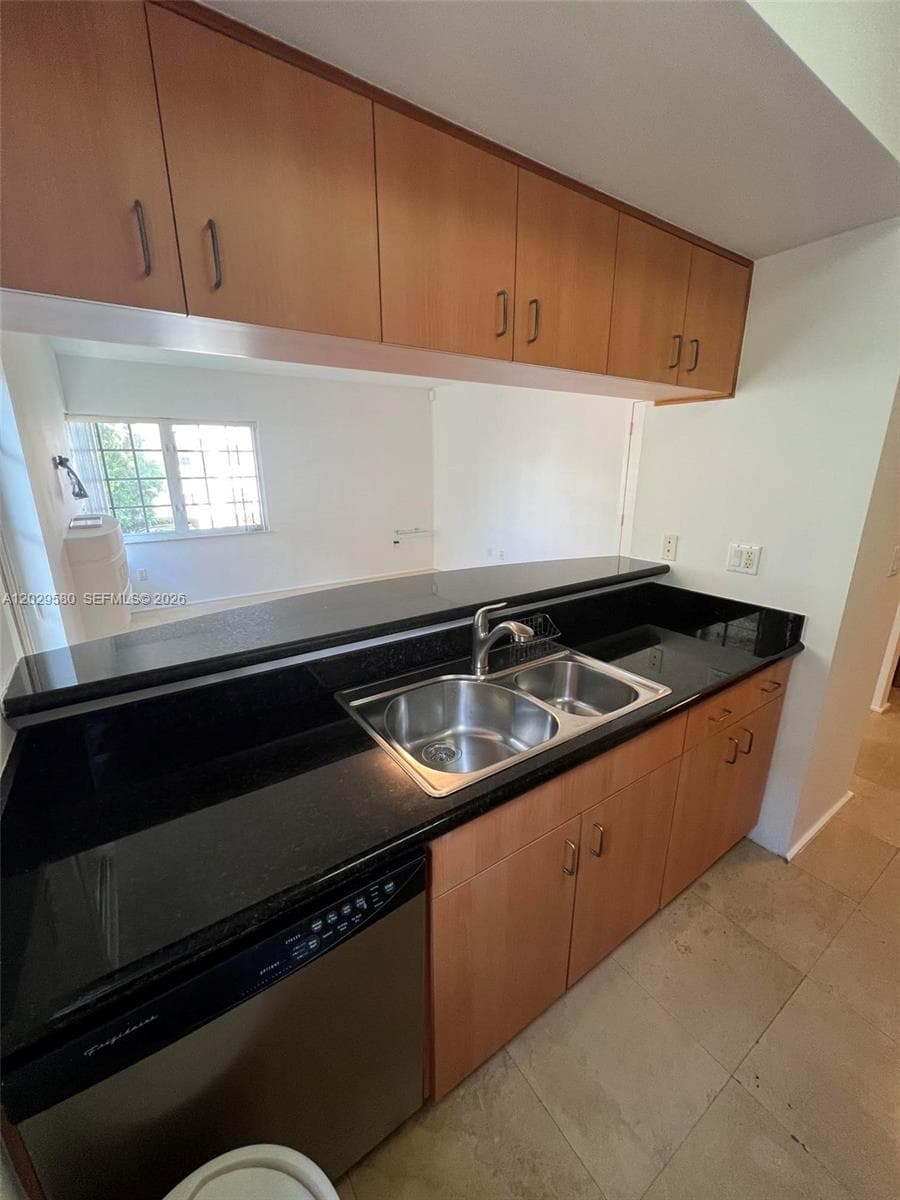 EUCLID 600 CONDO · #5A in Miami Beach - Photo 12