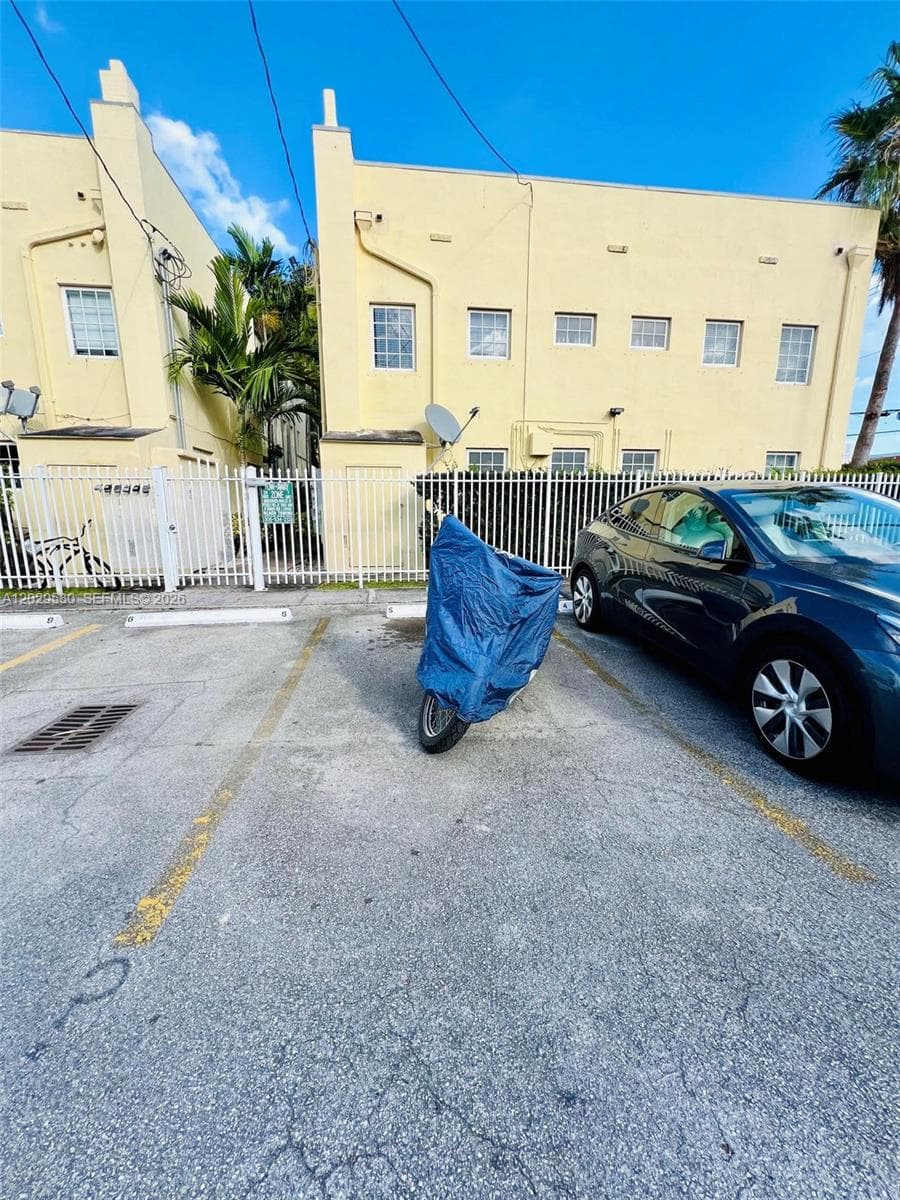 EUCLID 600 CONDO · #5A in Miami Beach - Photo 4