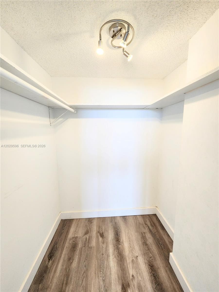 TALL TREES CONDO · #610 in North Miami Beach - Photo 13