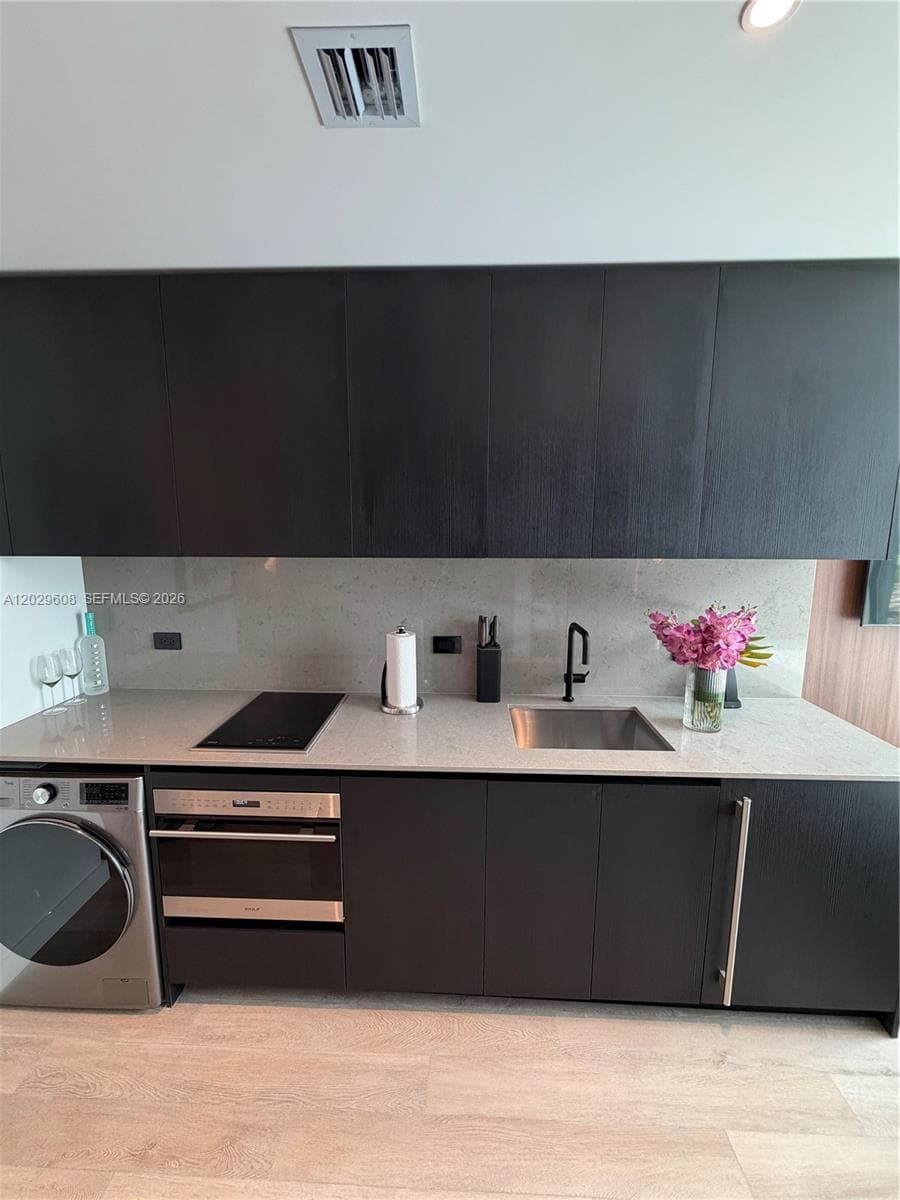 E11EVEN Hotel & Residences · #3306B in Miami - Photo 4