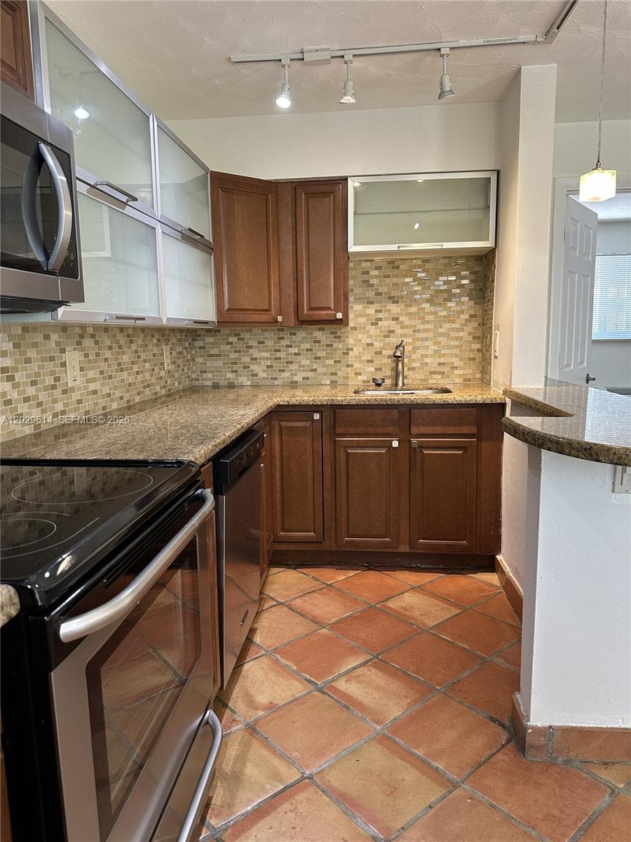 PROGRESSO · #2 in Fort Lauderdale - Photo 8