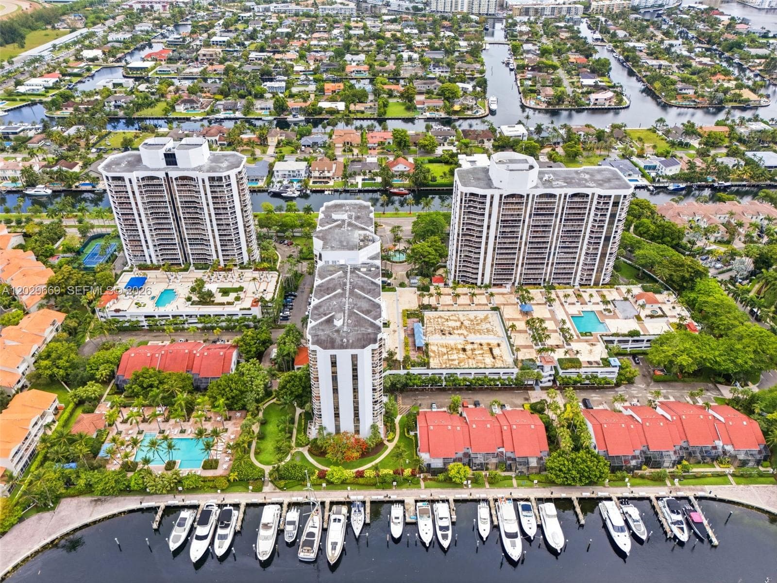 PORTSVIEW @ THE WATERWAYS · #1115 in Aventura - Photo 23