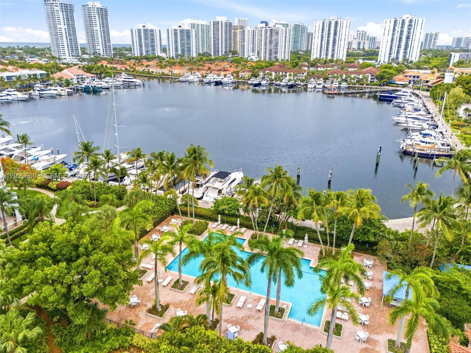 PORTSVIEW @ THE WATERWAYS · #1115 in Aventura - Photo 26
