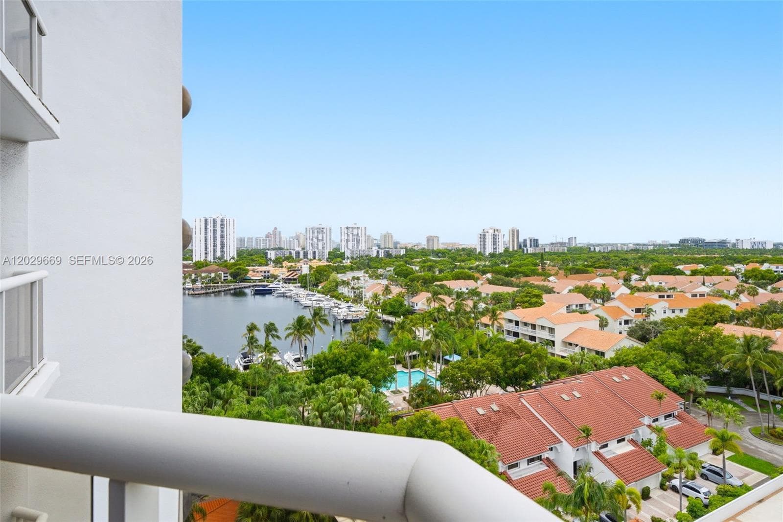 PORTSVIEW @ THE WATERWAYS · #1115 in Aventura - Photo 25