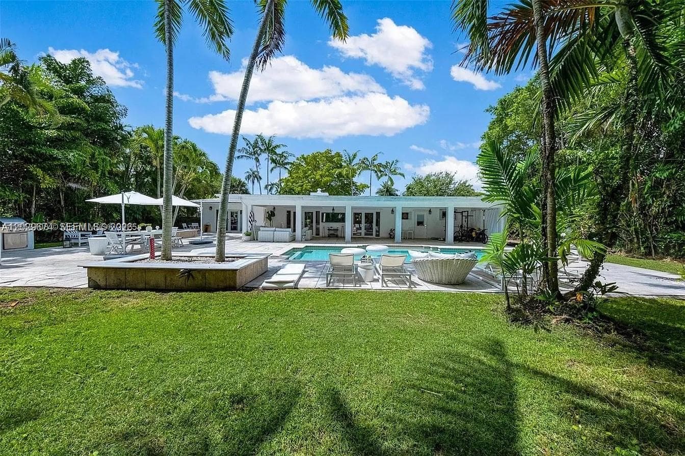 1255 NE 93rd St photo 90