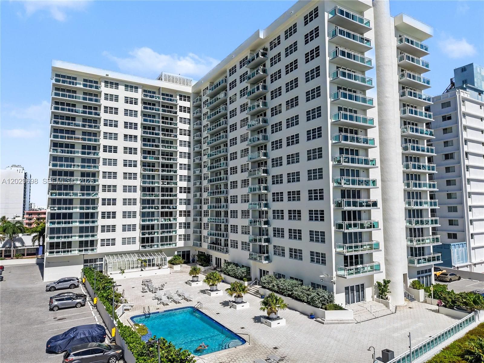 The Collins · #605 in Miami Beach - Photo 2