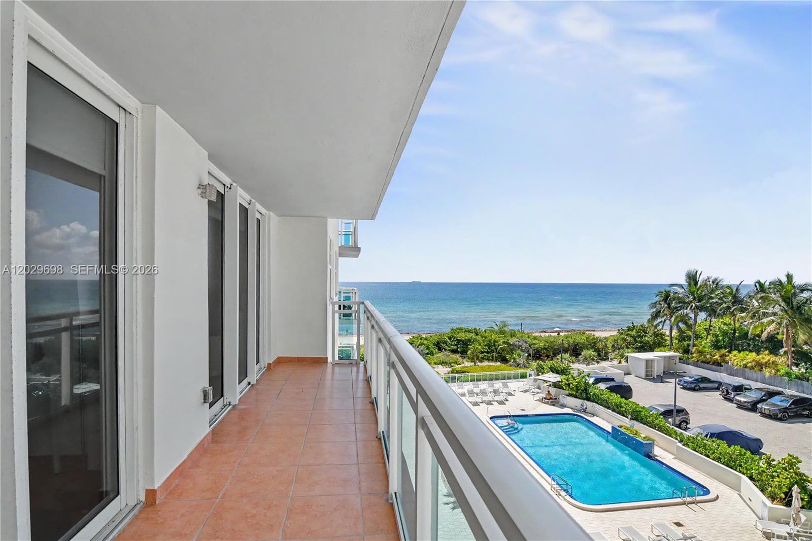 The Collins · #605 in Miami Beach - Photo 34