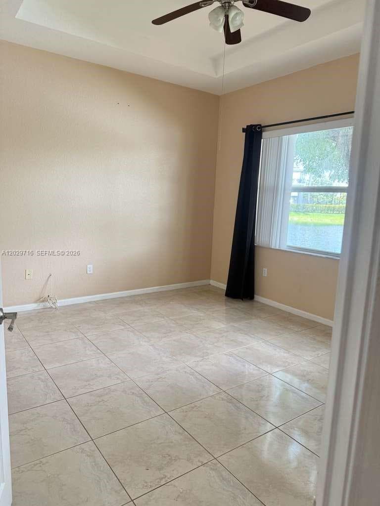 3766 NE 9th Ct #3766 photo 8