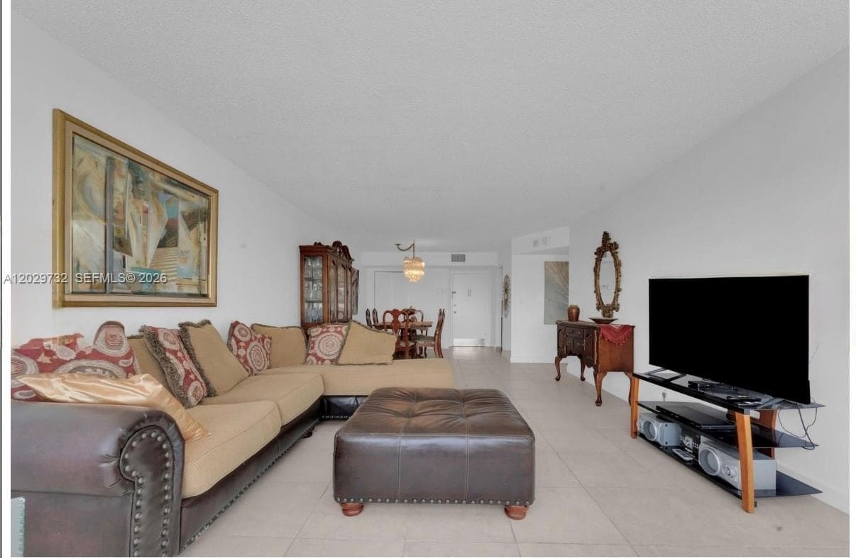 EAST POINT TOWERS CONDO · #1222 in Fort Lauderdale - Photo 2