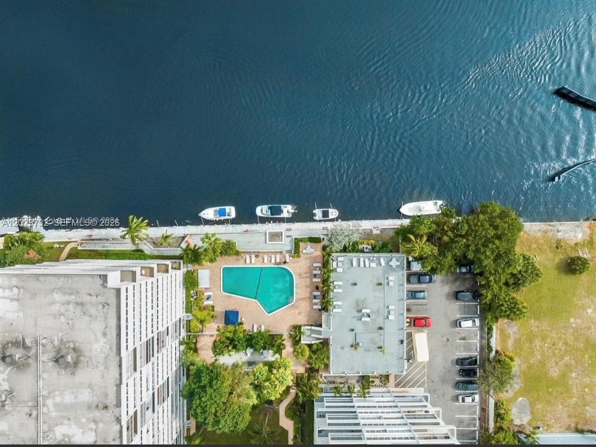 EAST POINT TOWERS CONDO · #1222 in Fort Lauderdale - Photo 31