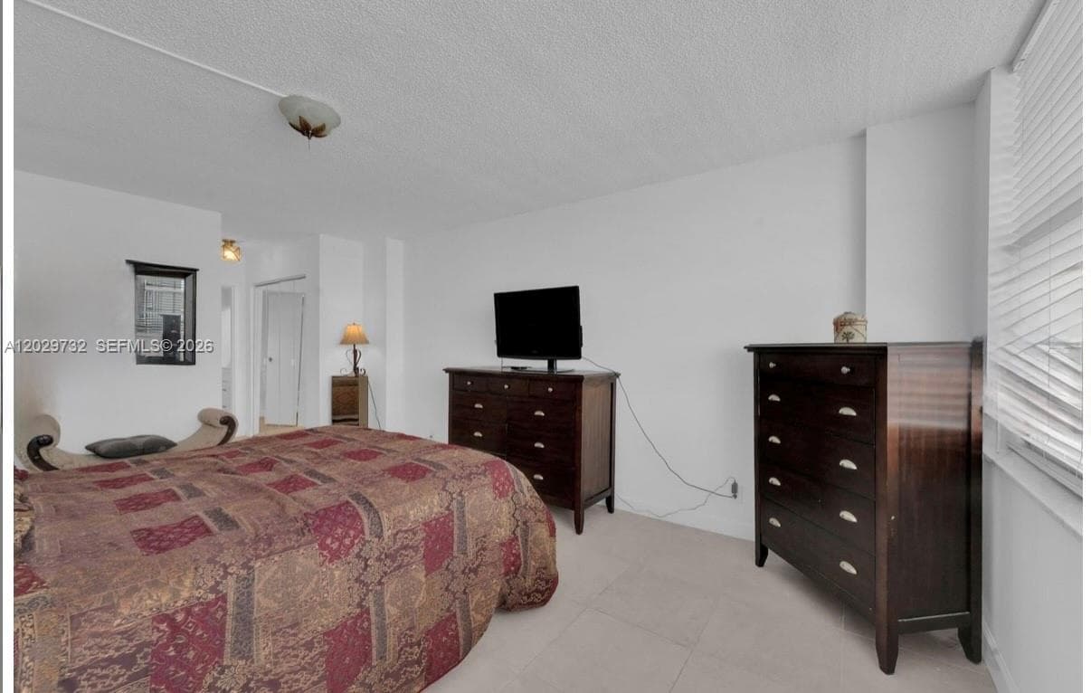 EAST POINT TOWERS CONDO · #1222 in Fort Lauderdale - Photo 8