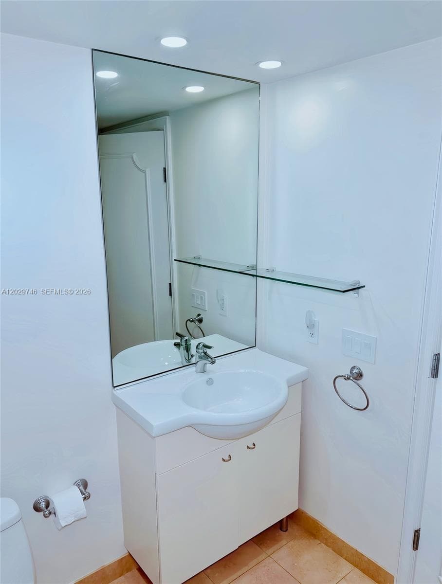 Beach Club · #3708 in Hallandale Beach - Photo 16