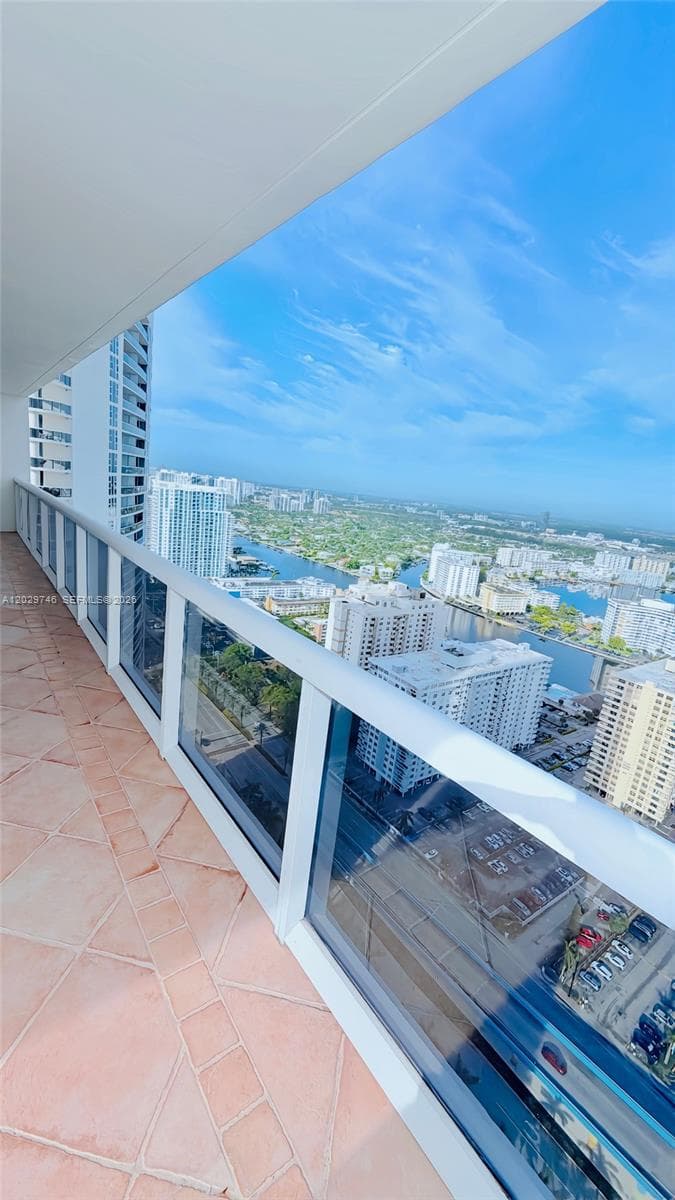 Beach Club · #3708 in Hallandale Beach - Photo 3