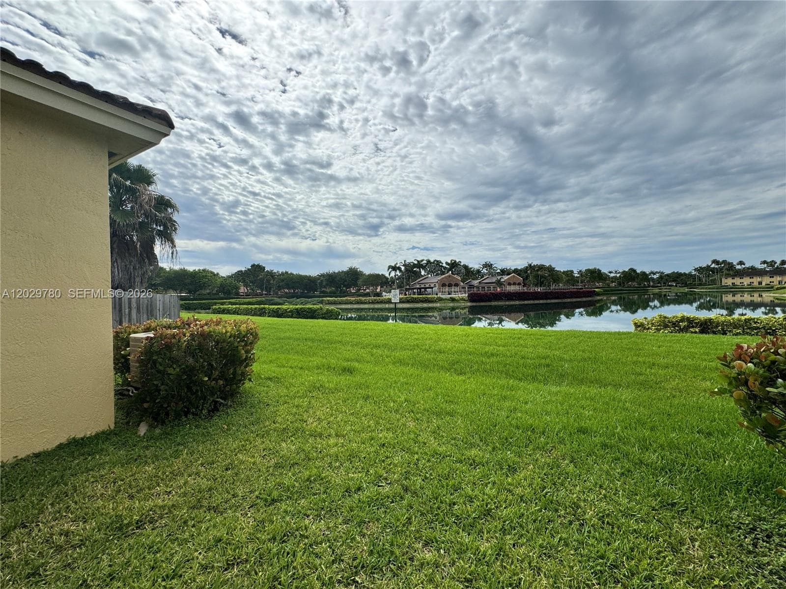 3384 NE 11th Dr photo 13