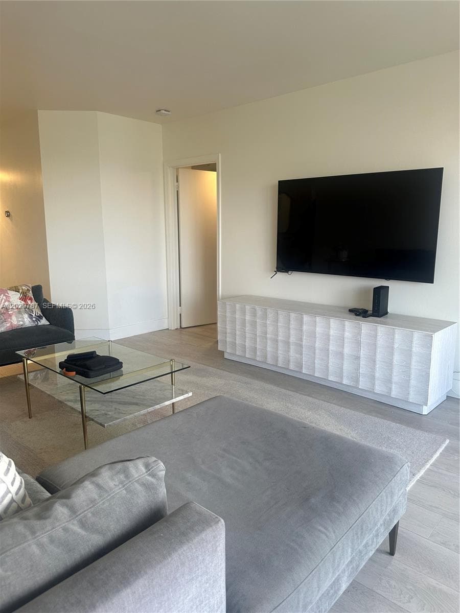 Harborside at Waterways · #1403 in Aventura - Photo 6