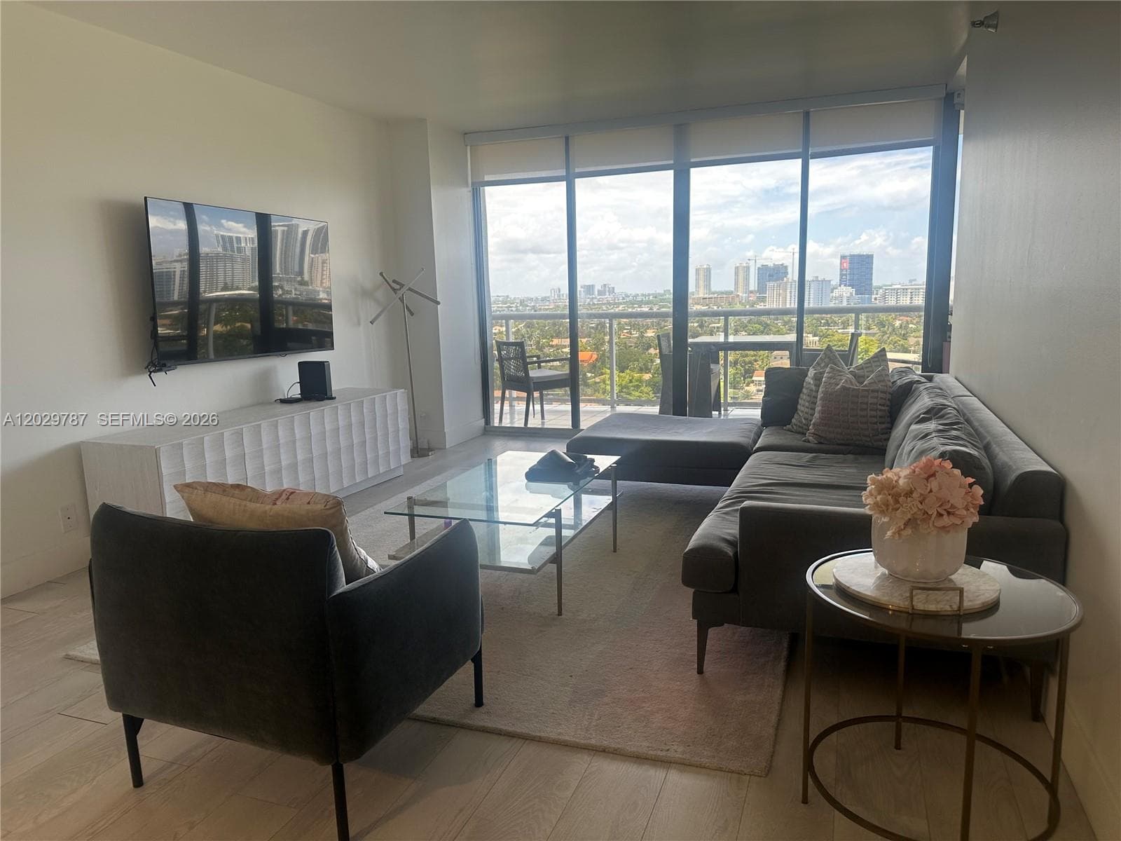Harborside at Waterways · #1403 in Aventura - Photo 3