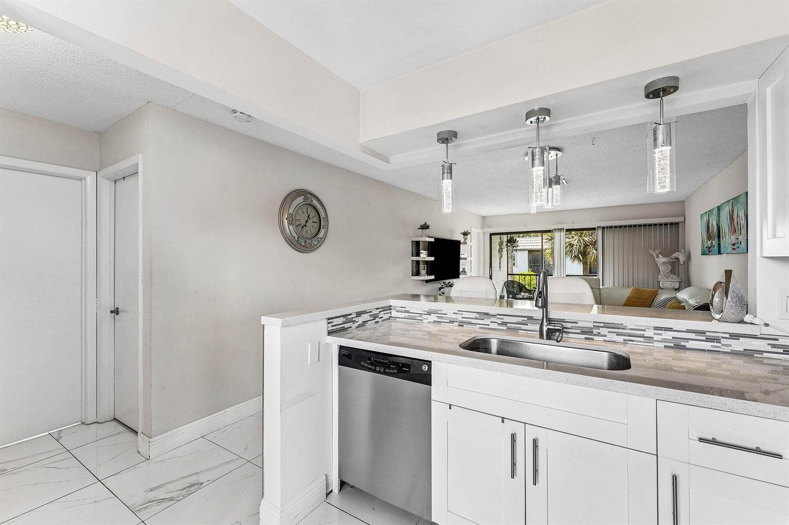 007-3220FrederickBoulevard-49-DelrayBeac