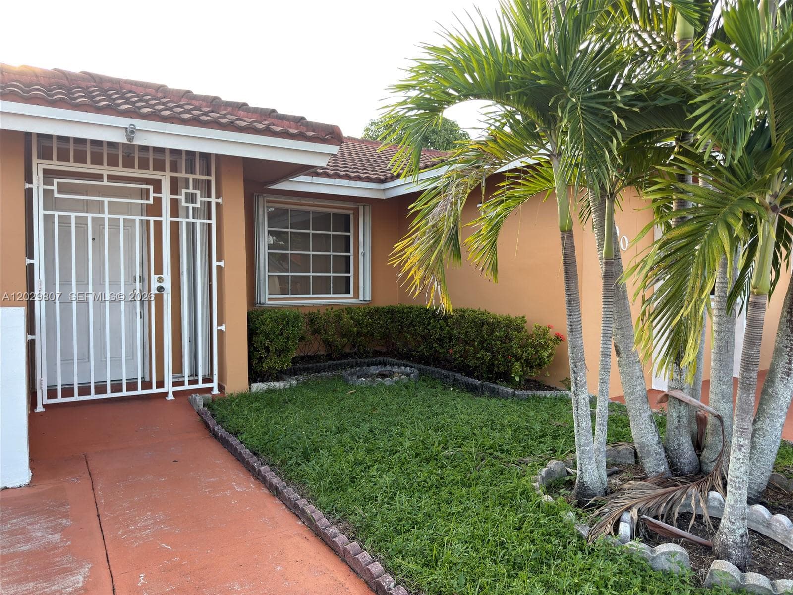 5890 SW 147th Ct photo 1