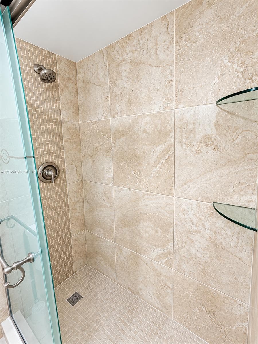 W & C Condo · #317 in Hialeah - Photo 26