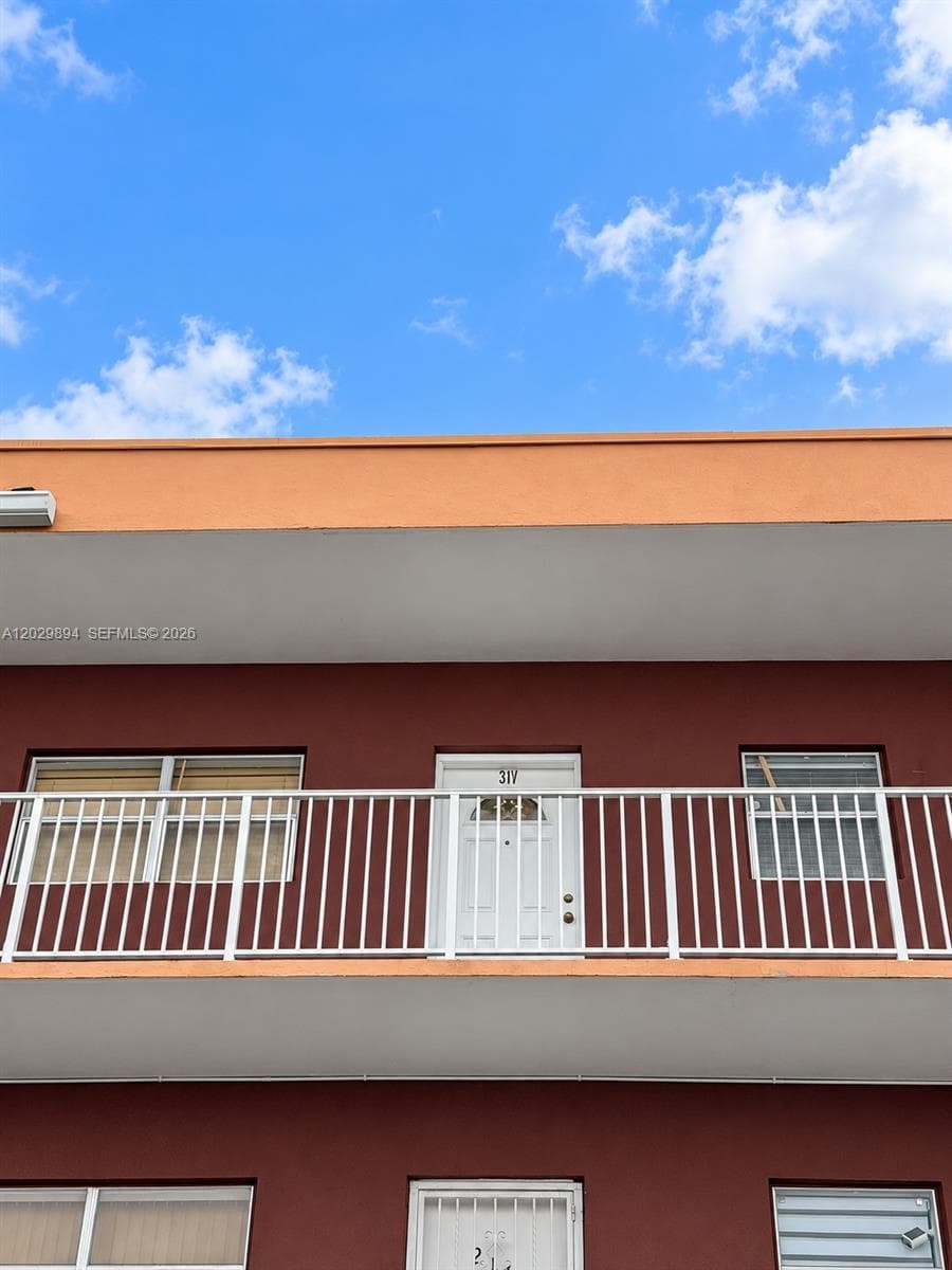 W & C Condo · #317 in Hialeah - Photo 1