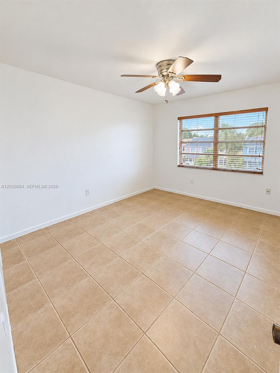 W & C Condo · #317 in Hialeah - Photo 19