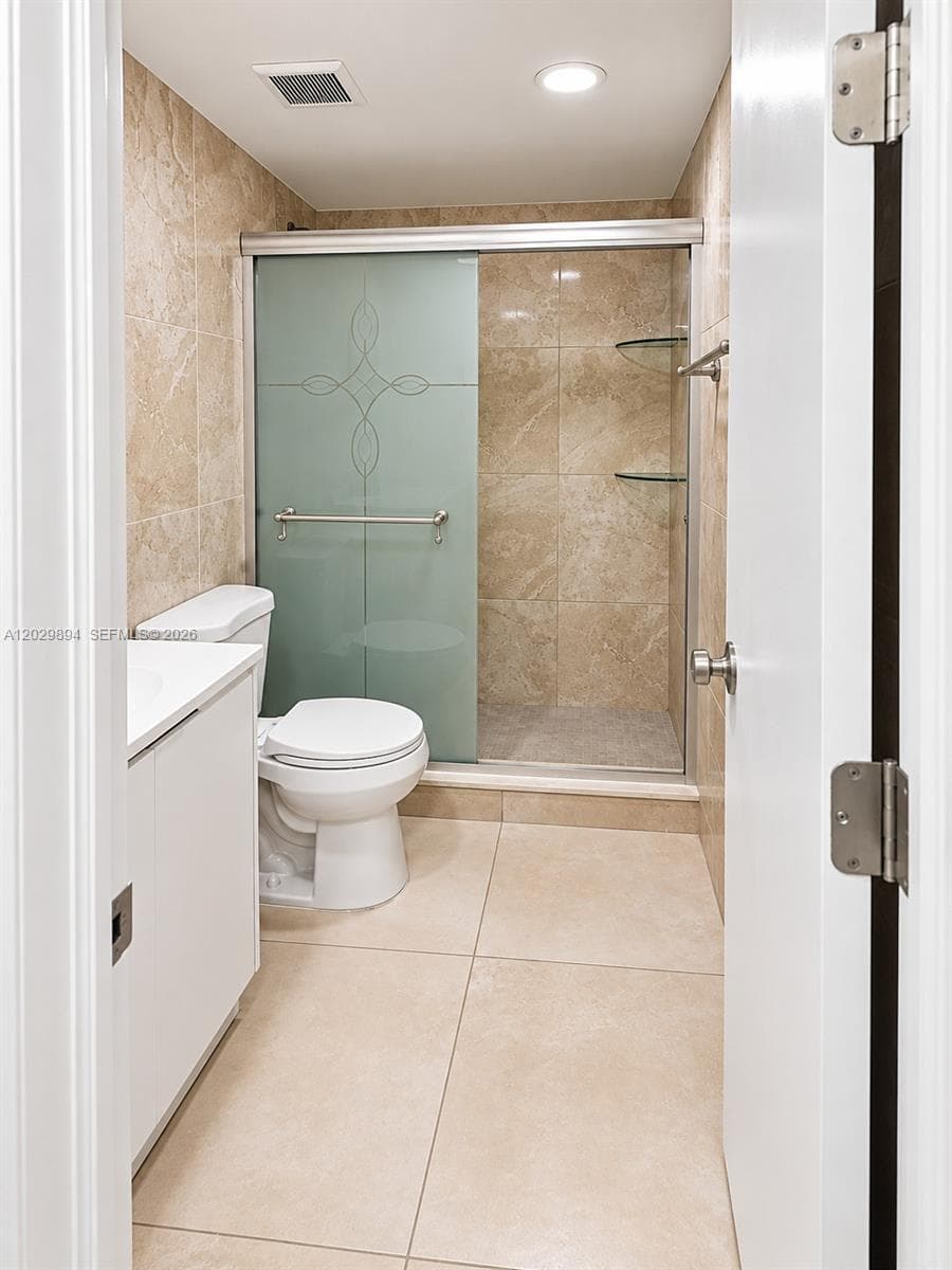 W & C Condo · #317 in Hialeah - Photo 25