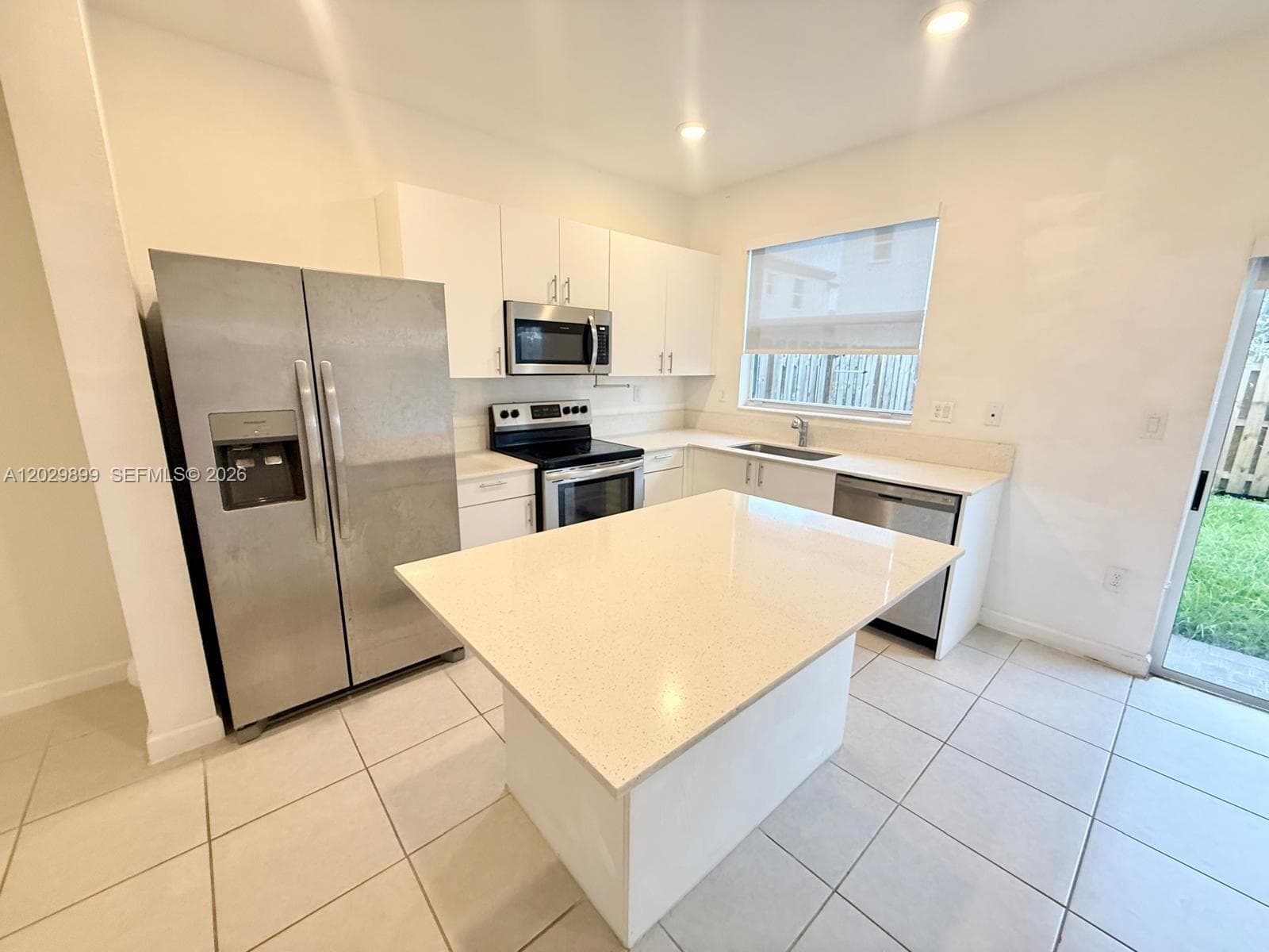 16302 SW 291st St #16302 photo 4