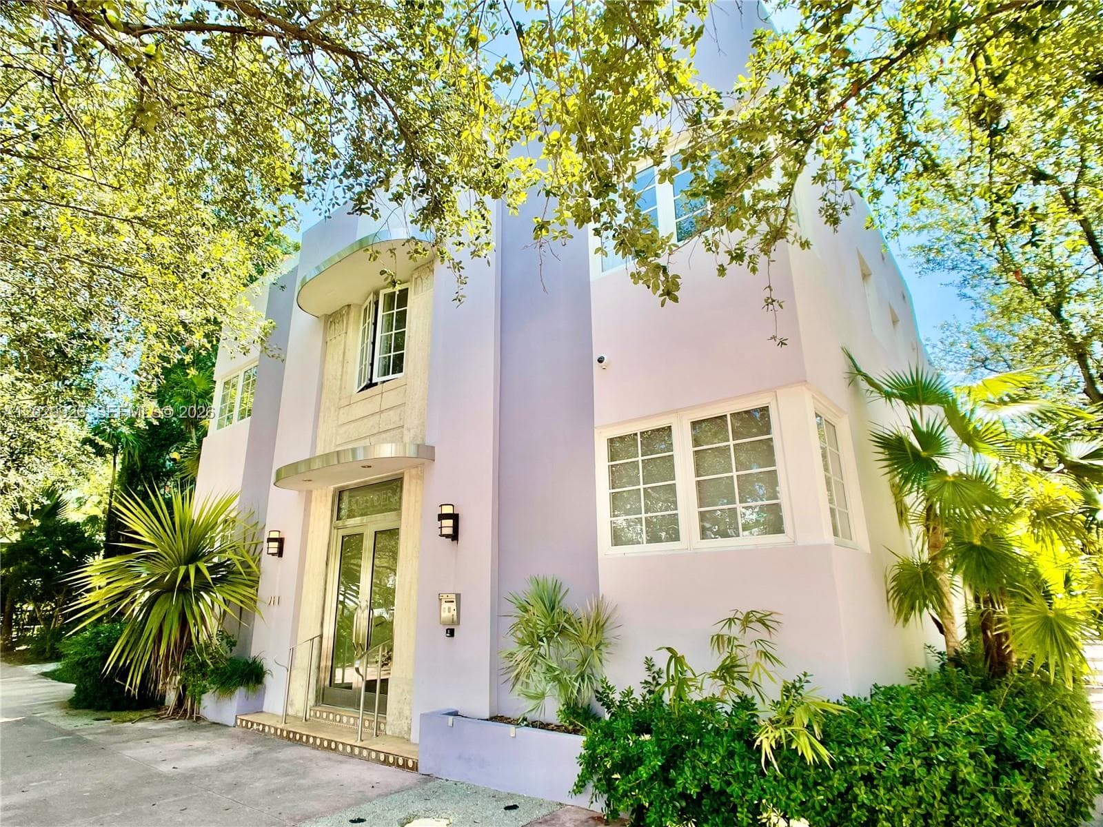 260 EUCLID CONDO · #27 in Miami Beach - Photo 2