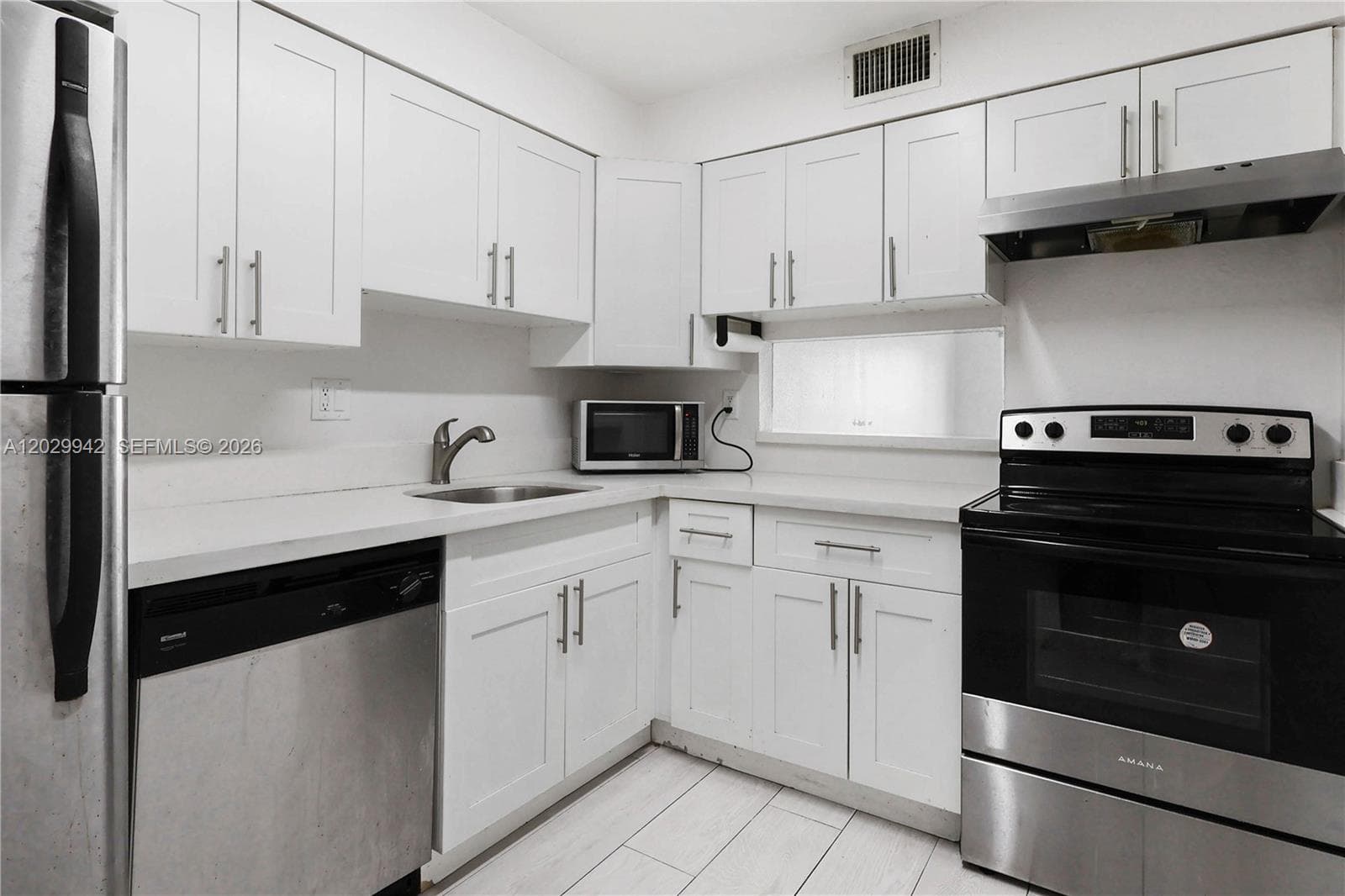 DORAL GARDENS II · #211 in Doral - Photo 9
