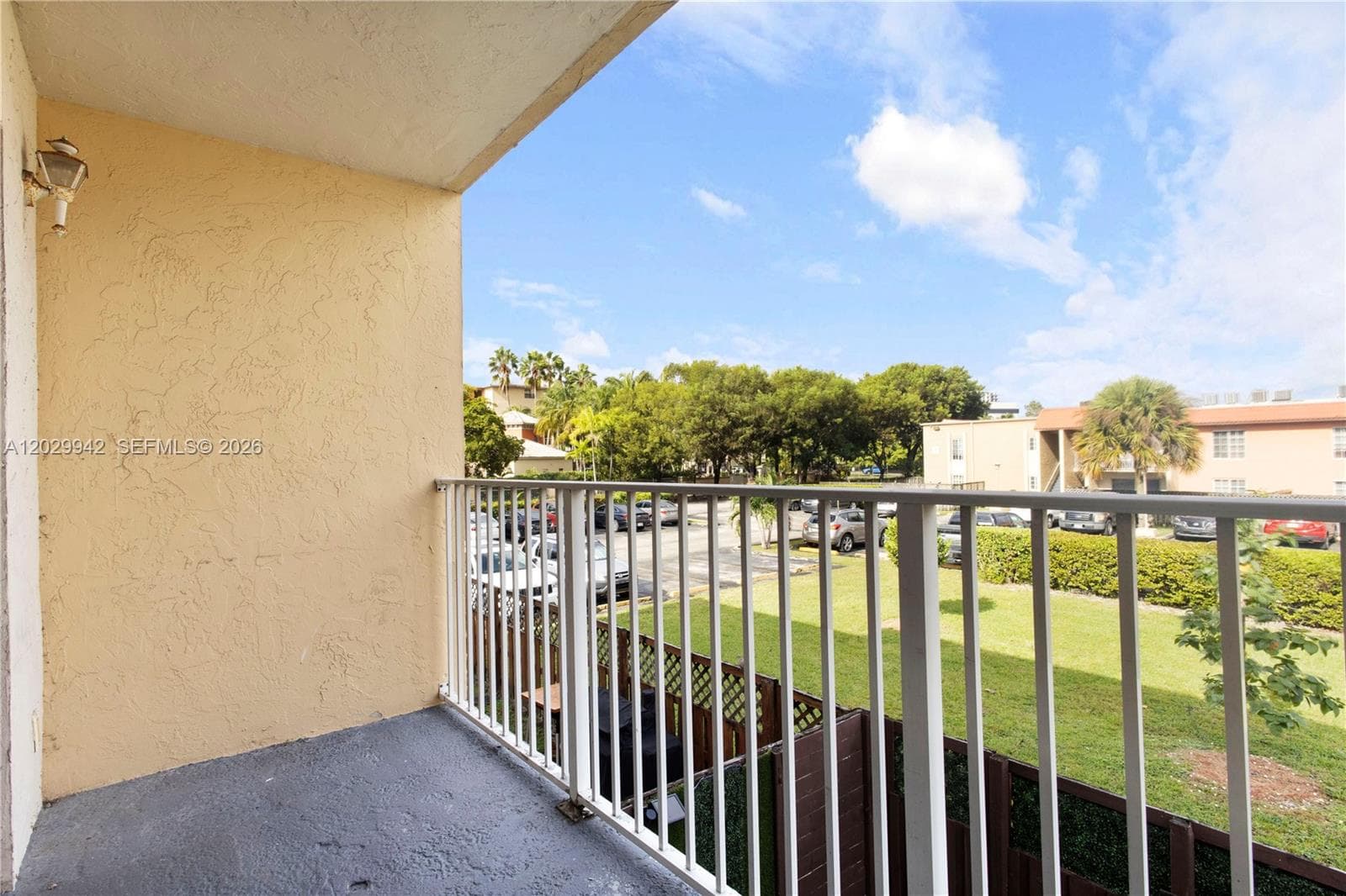 DORAL GARDENS II · #211 in Doral - Photo 15