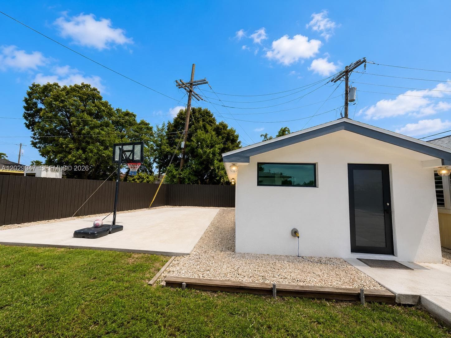 5350 NW 174th Dr photo 1