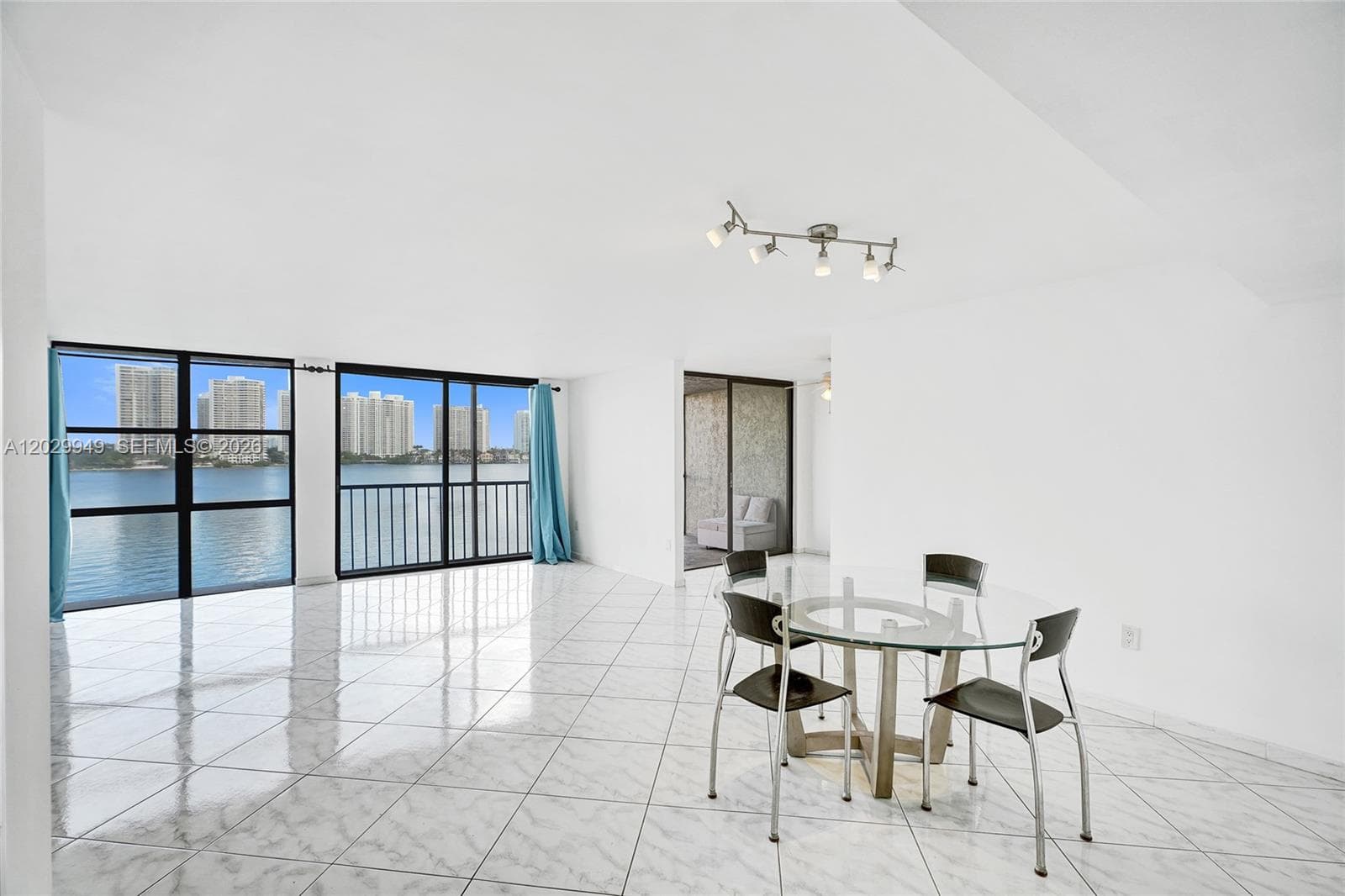 Fairview House · #S403 in Sunny Isles Beach - Photo 12