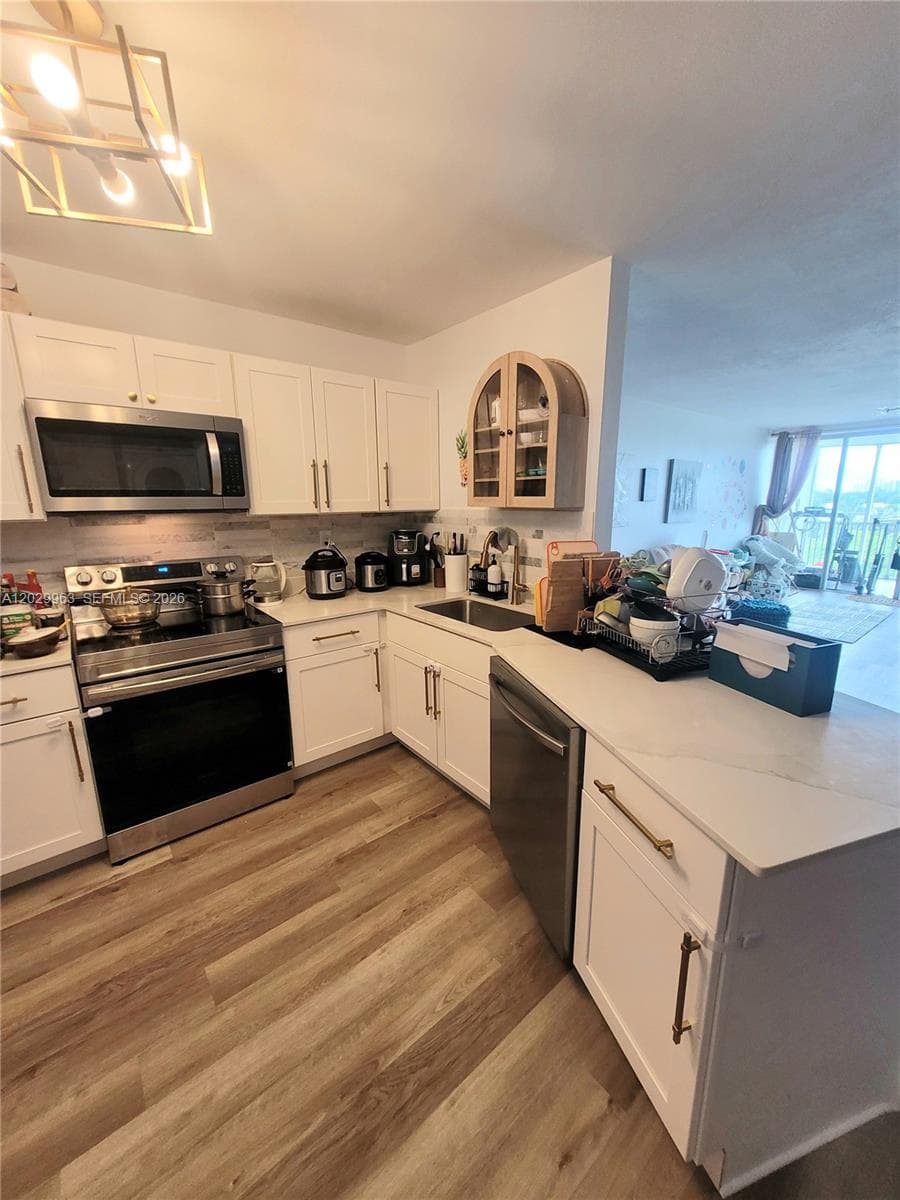 JADE WINDS GROUP - · #611-2 in Miami - Photo 6