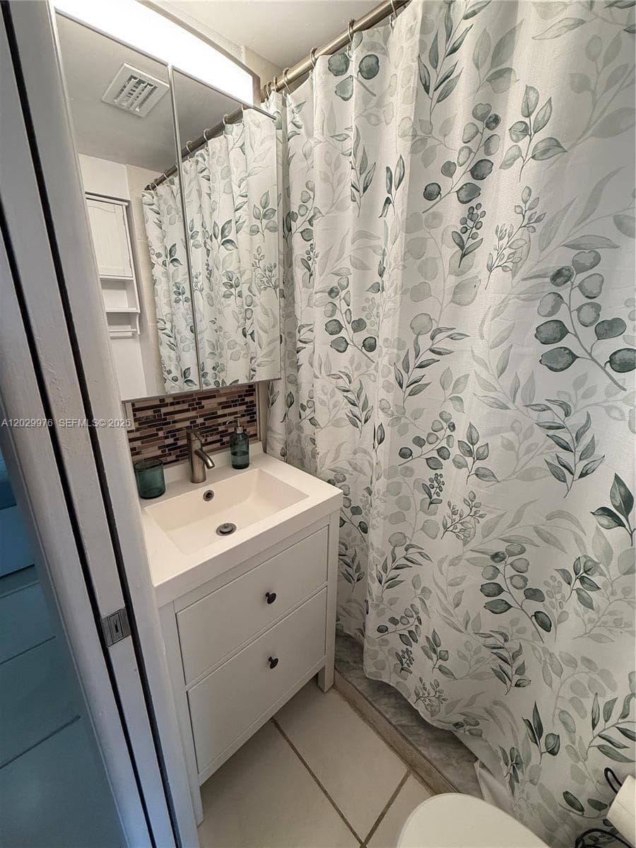 601 CONDO · #3 in Miami Beach - Photo 6