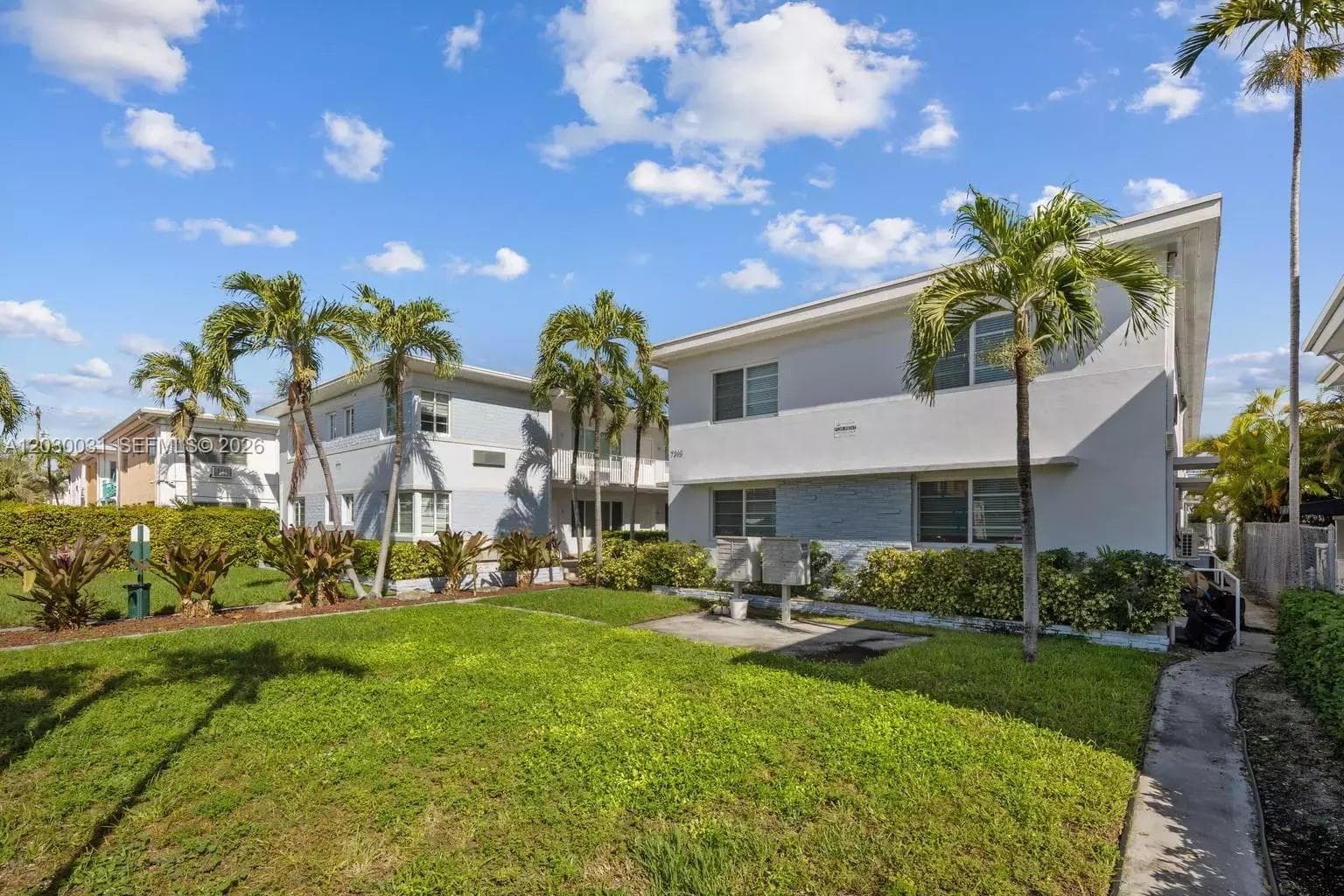AQUAMARINA CONDO · #2 in Miami Beach - Photo 2