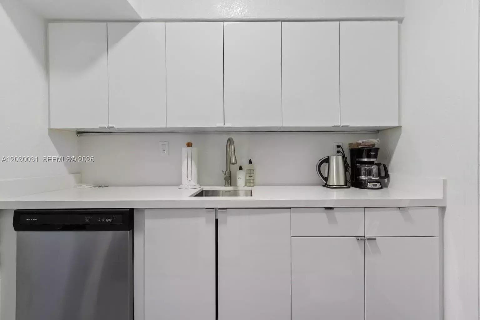 AQUAMARINA CONDO · #2 in Miami Beach - Photo 8