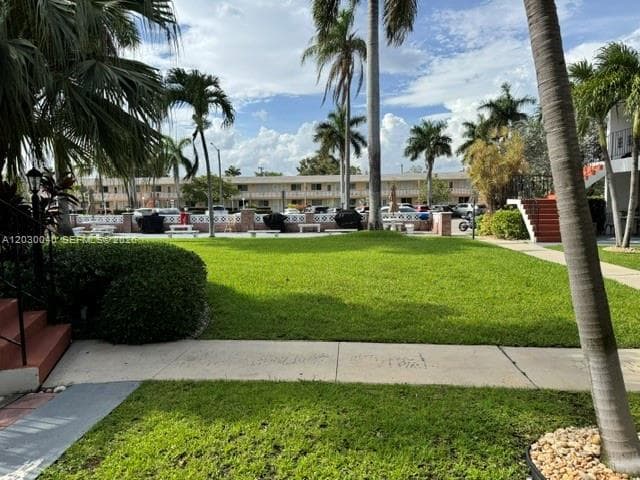 COLONIAL HOUSE CONDO · #508 in Hallandale Beach - Photo 15