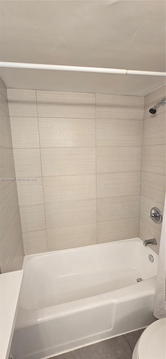 ROLLING GREEN CONDO G · #G306 in Miami - Photo 11