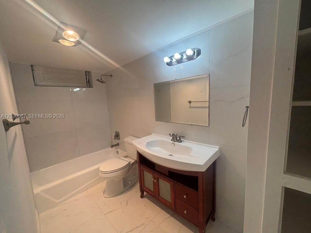 POINT EAST ONE CONDO-BLDG · #C614 in Aventura - Photo 25