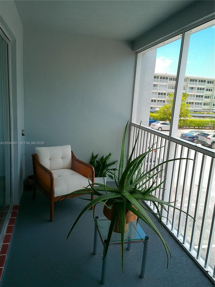 FIRST GULFSTREAM GARDEN · #206A in Hallandale Beach - Photo 37