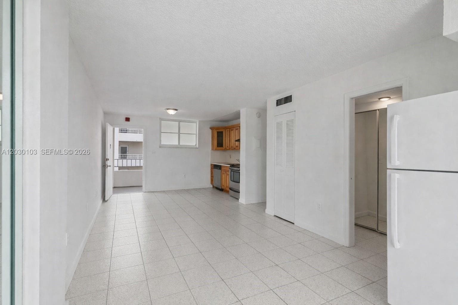 1750 JAMES APARTM CONDO · #9C in Miami Beach - Photo 2