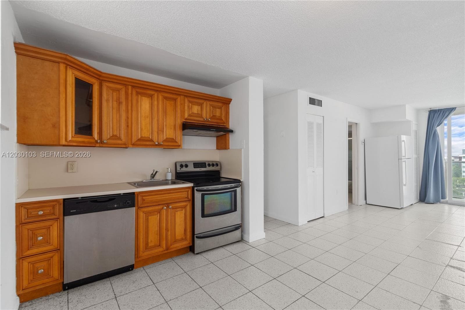 1750 JAMES APARTM CONDO · #9C in Miami Beach - Photo 4