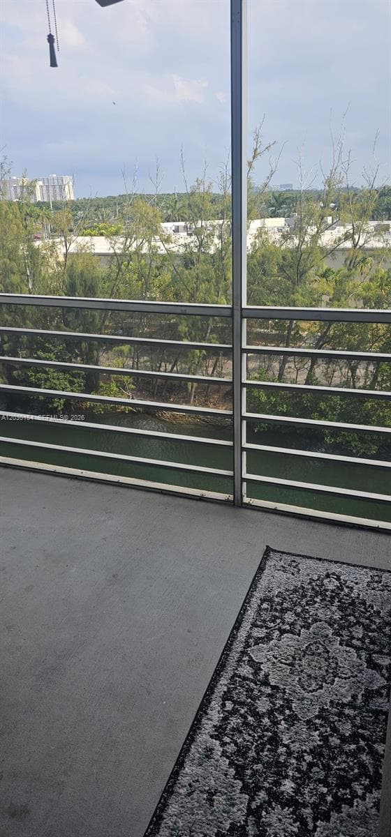 EASTERN SHORES WHITE HOUS · #611 in North Miami Beach - Photo 7