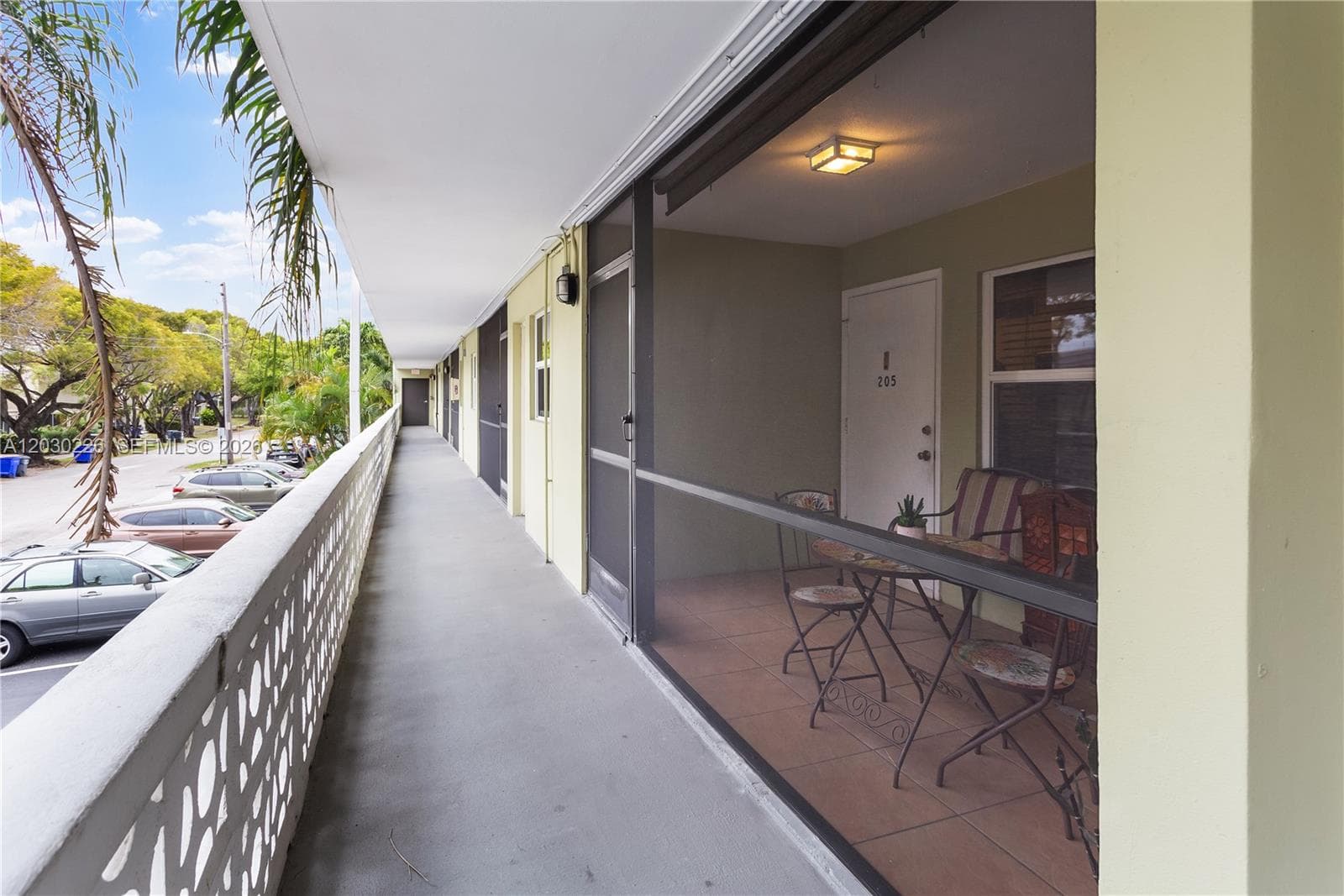 Santa Monica Condo · #205A in Hollywood - Photo 20