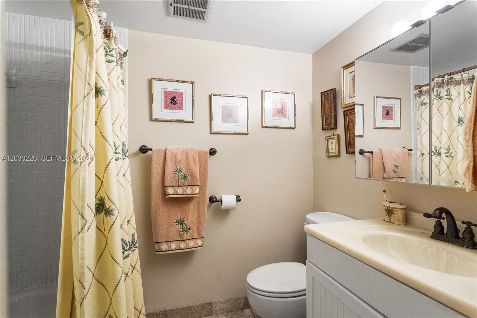 Santa Monica Condo · #205A in Hollywood - Photo 10