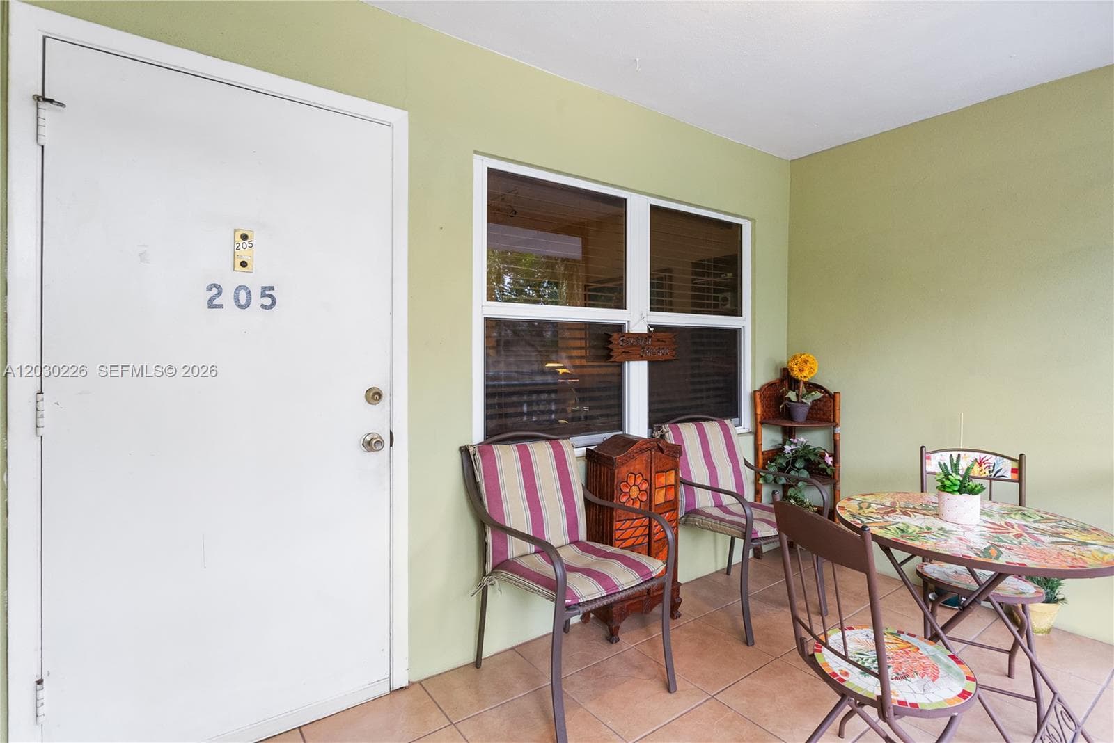 Santa Monica Condo · #205A in Hollywood - Photo 19