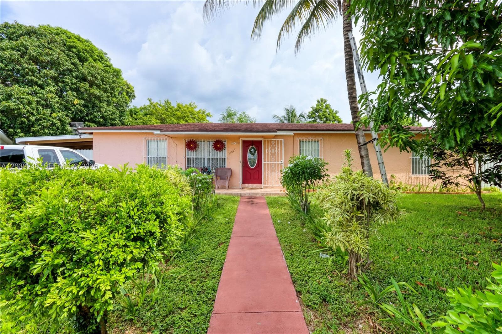 15825 SW 305th Ter photo 5