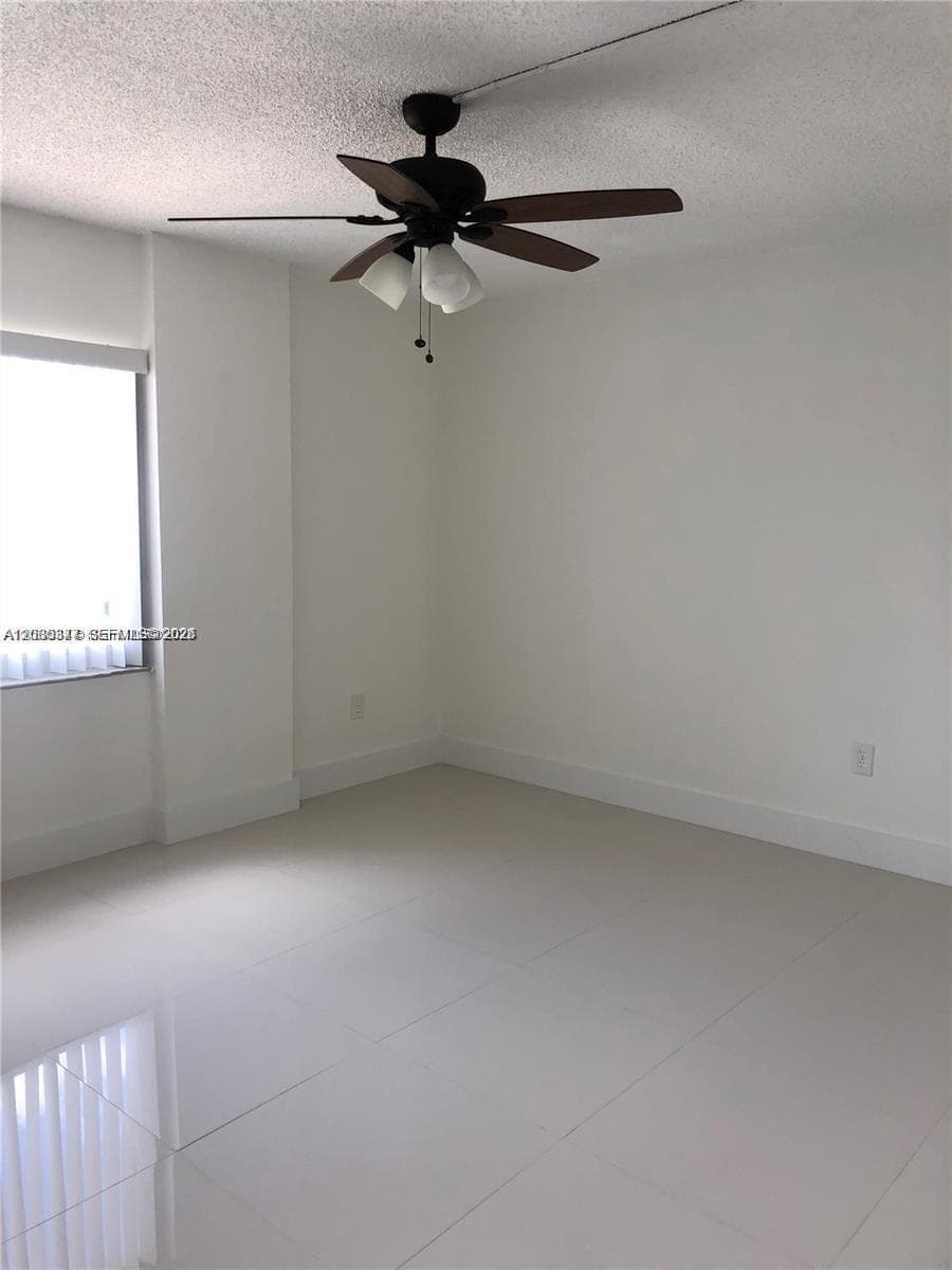 MARBELLA TOWER CONDO · #702 in Sunny Isles Beach - Photo 9
