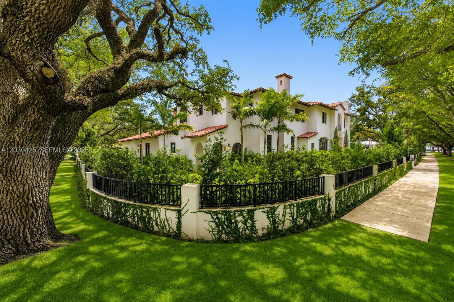 545 San Antonio Ave photo 44